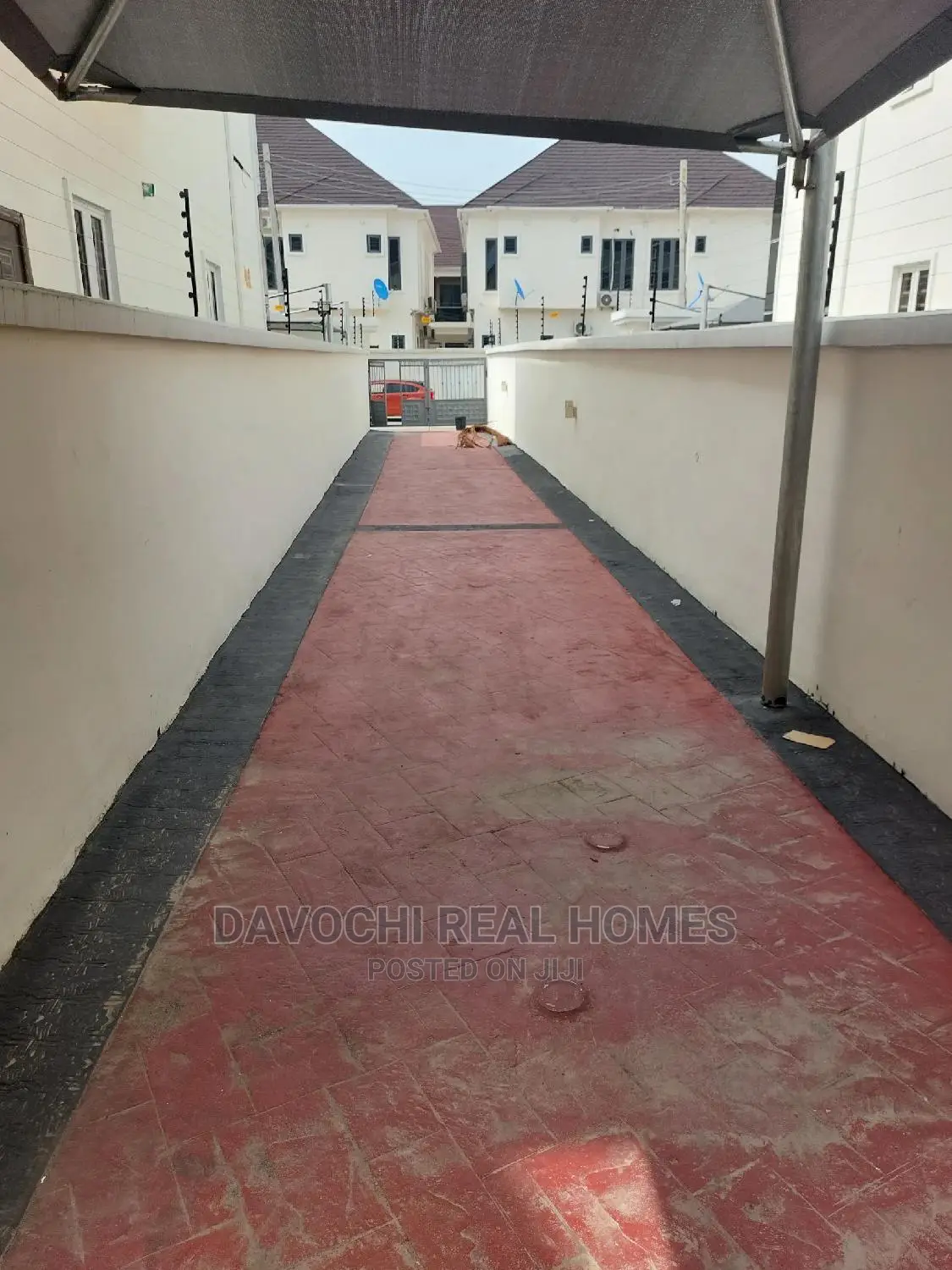 4bdrm Duplex in Ikota Country Estate, Lekki Phase 2 for sale