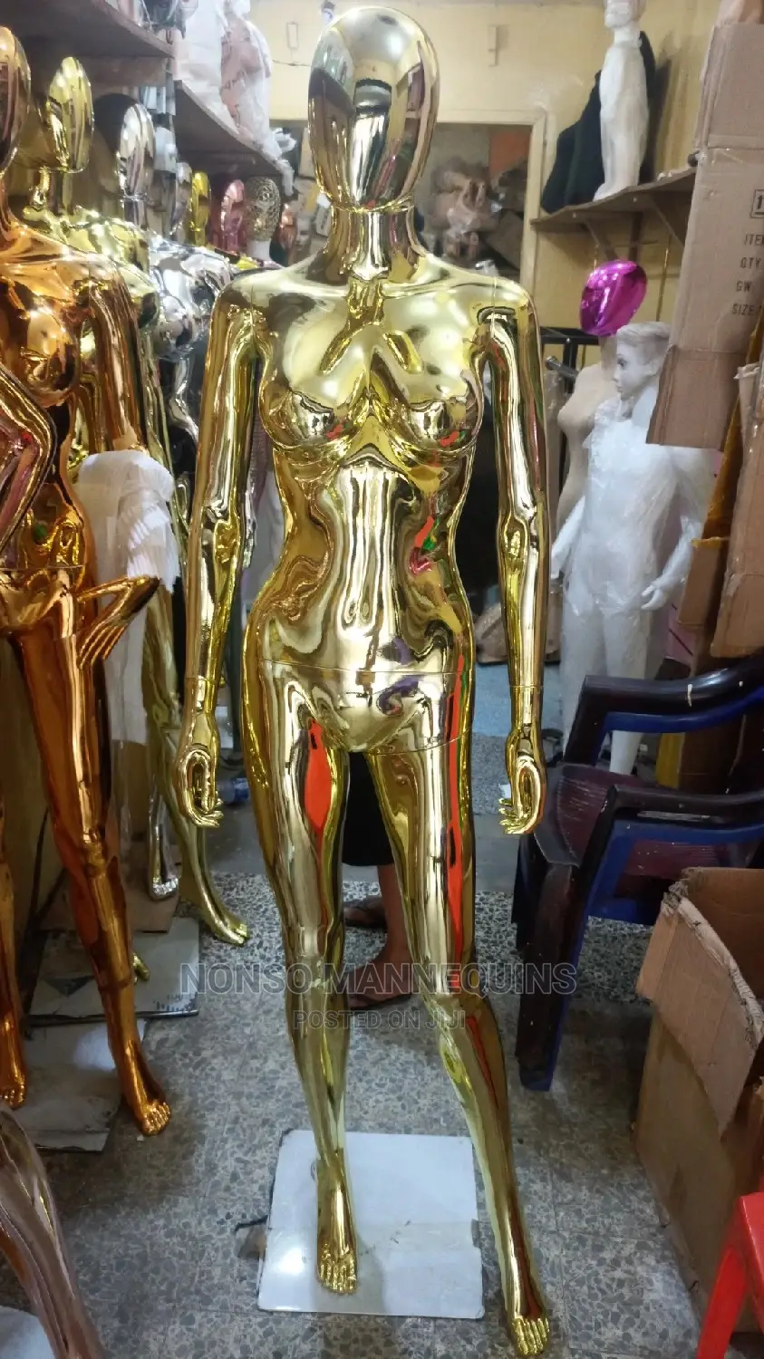 Size 8 Gold Chrome Faceless Female Mannequins