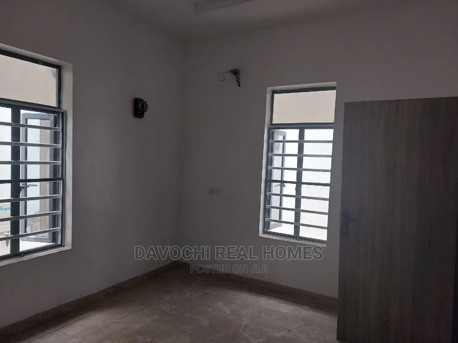 4bdrm Duplex in Lekky Country, Lekki Phase 2 for Sale