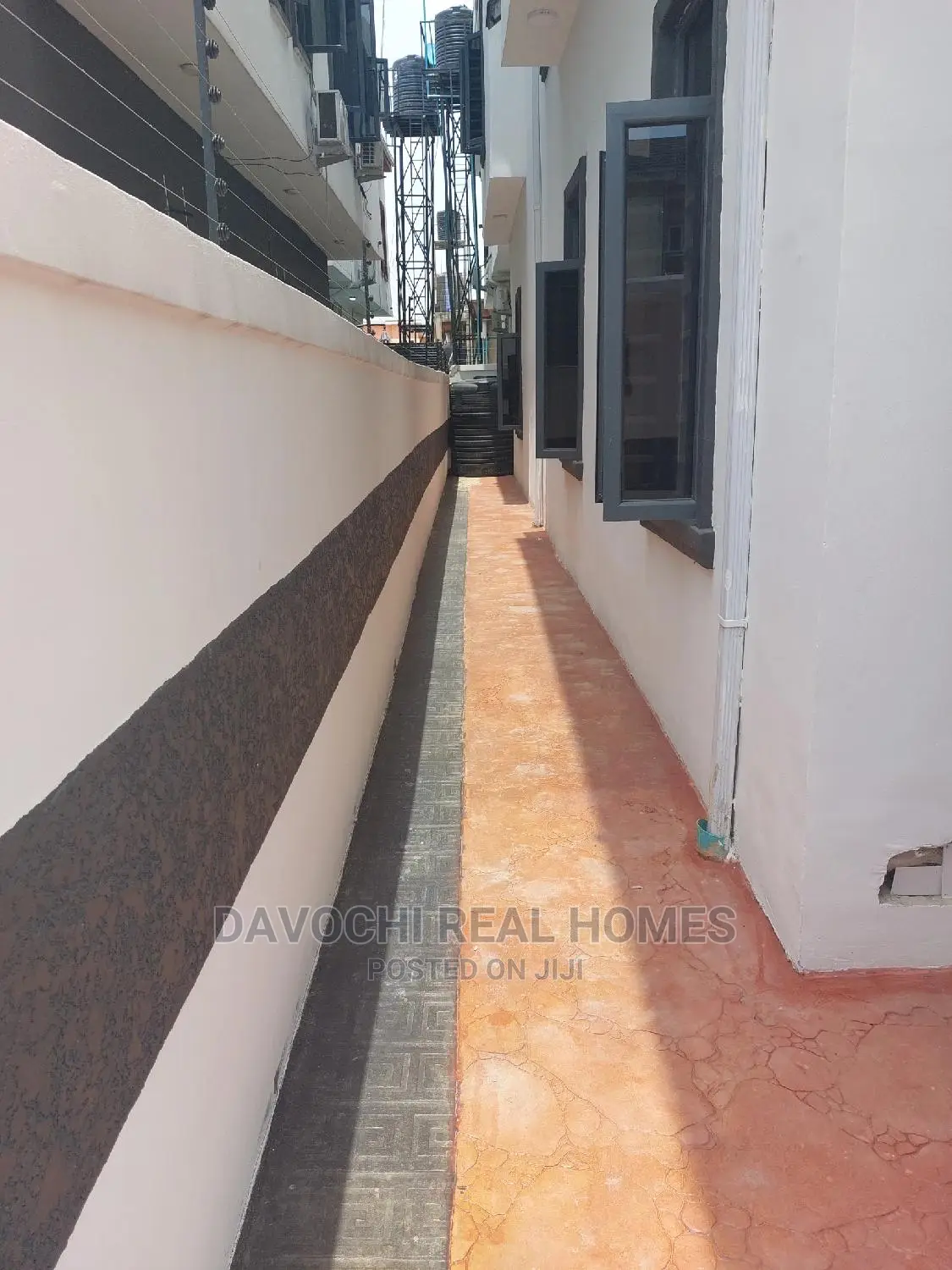 4bdrm Duplex in Lekky Country, Lekki Phase 2 for Sale