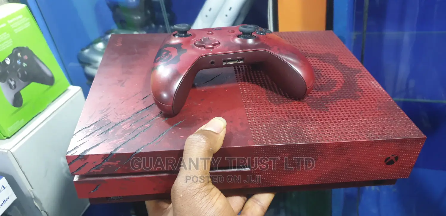 Microsoft Xbox One S Gears Of War Customized Edition