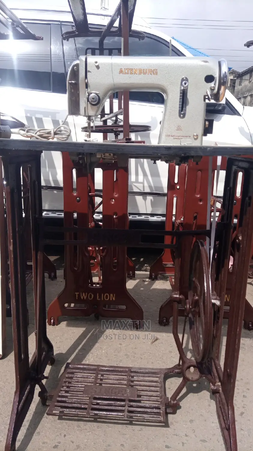 Altenburg Straight Sewing Machine
