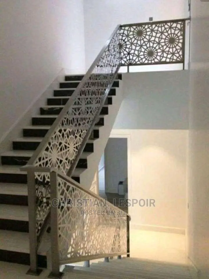 Stainless Steel Handrails and Other Handrails and Metal Fabr