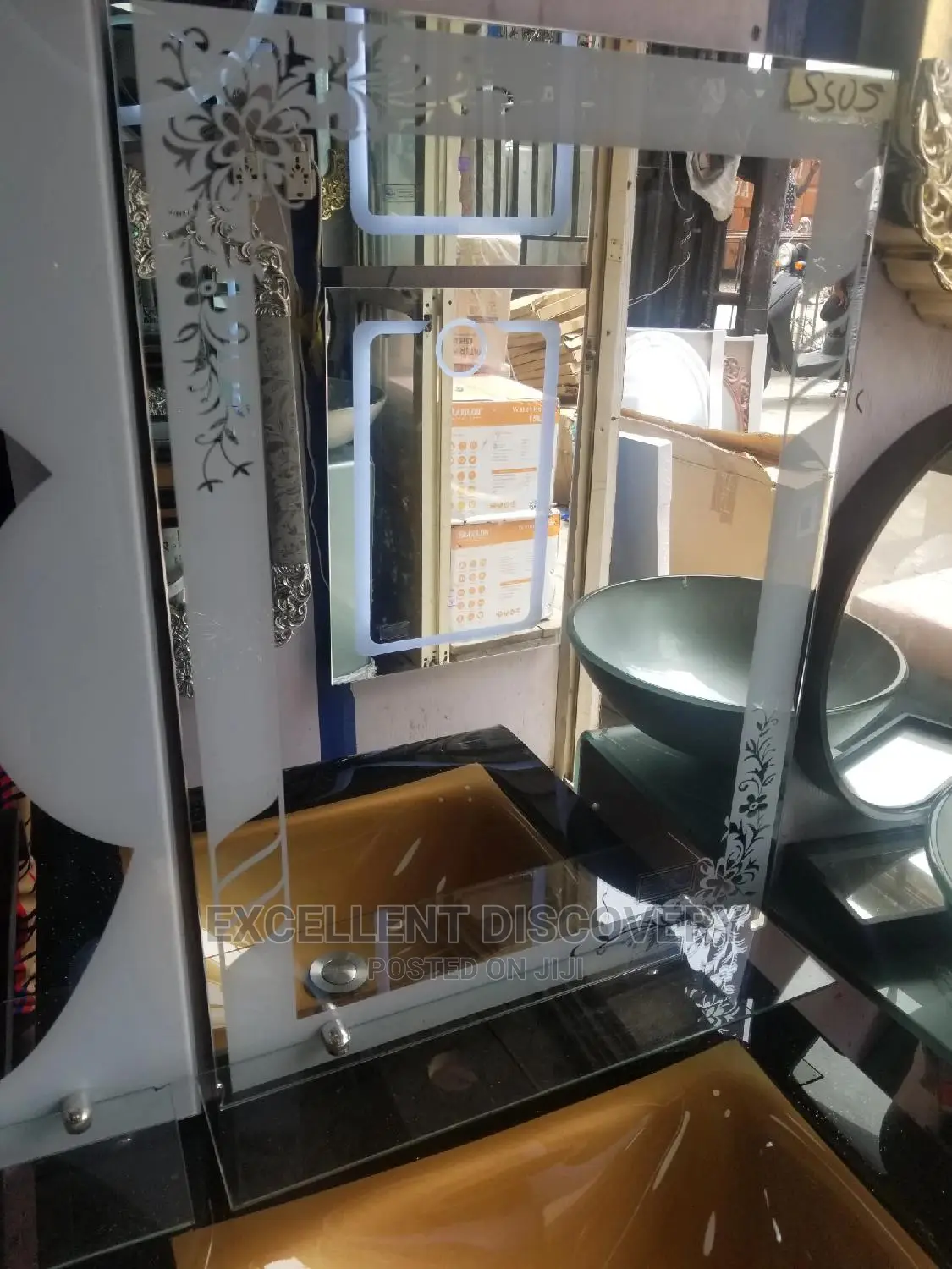 5505 Mirror for Rooms