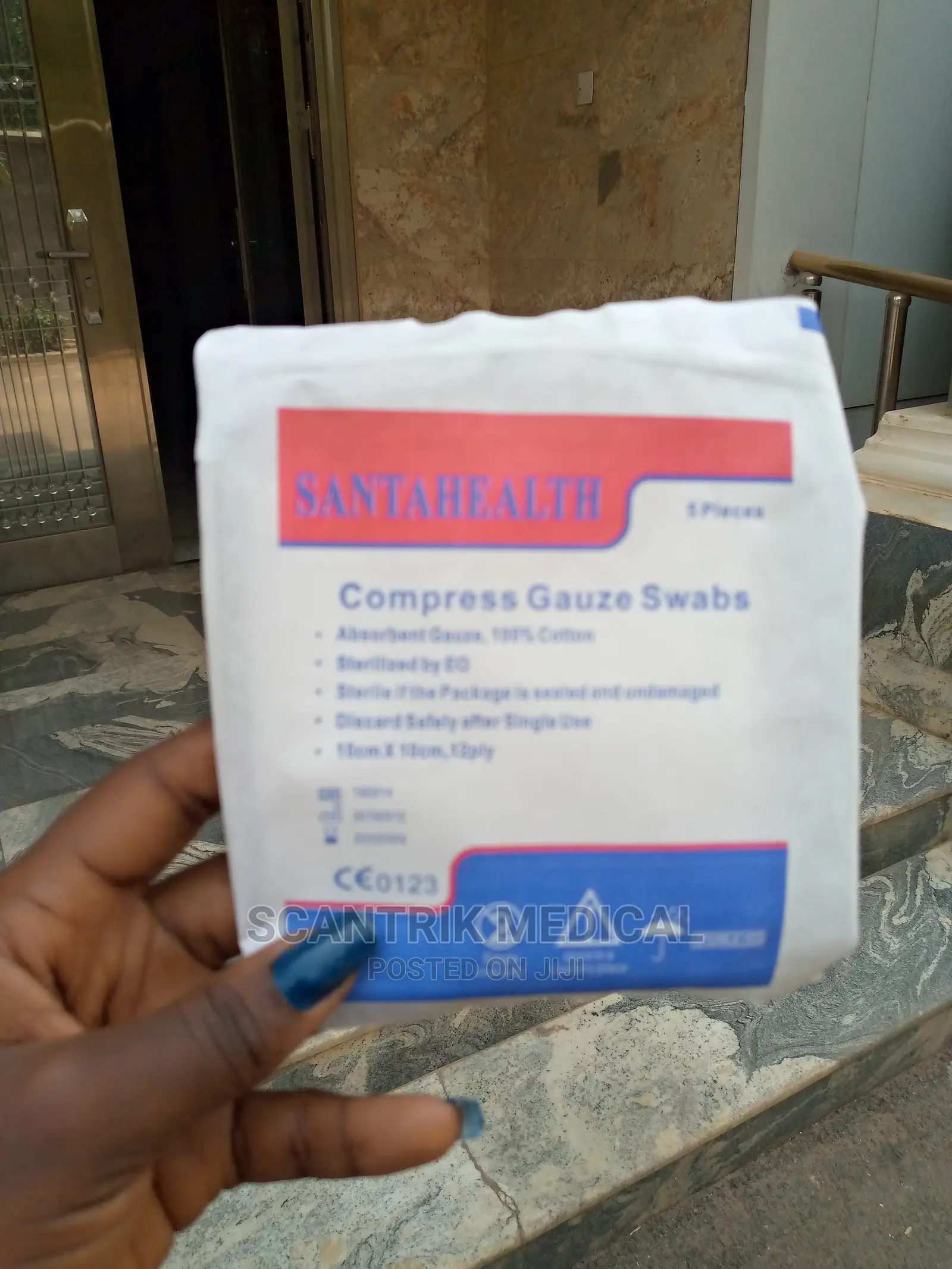 White Mediswab Gauze Swab Sterile
