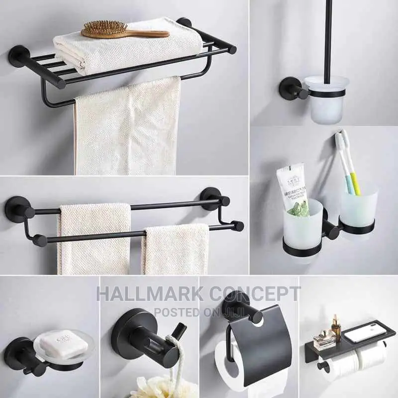 Complete Black Accessories