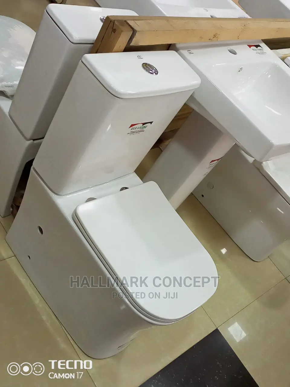 Executive Super Classic Water Closets