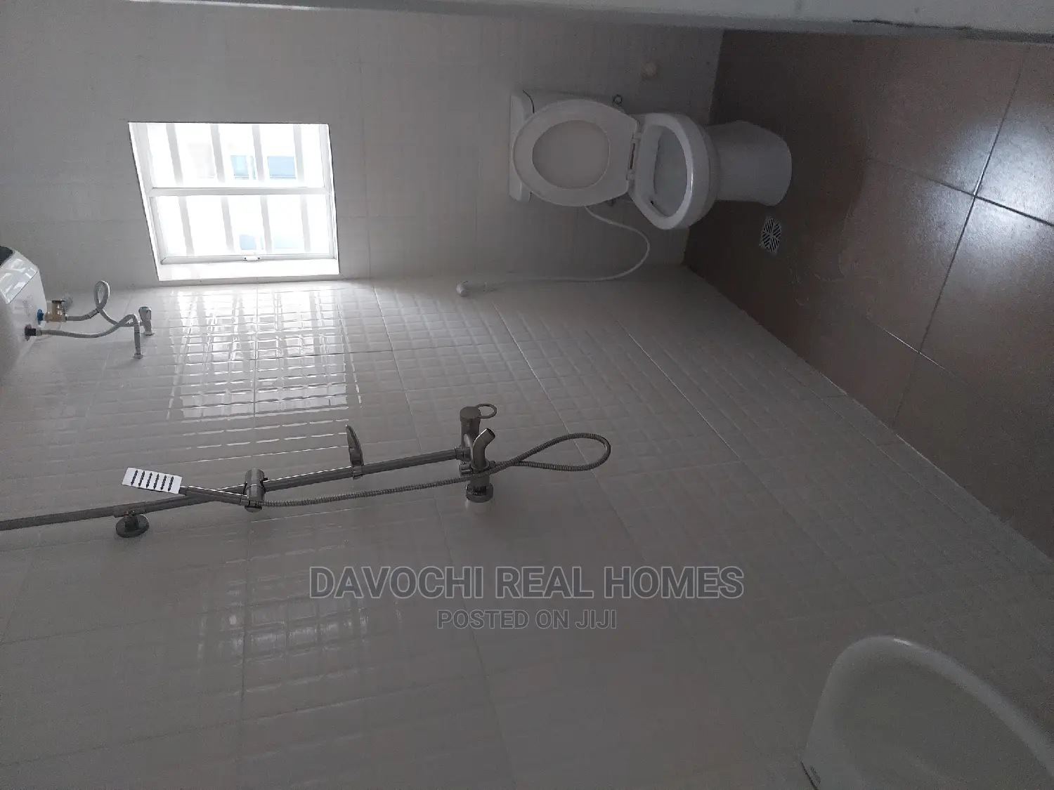 2bdrm Block of Flats in Immediately Lagos, Lekki Phase 2 for rent