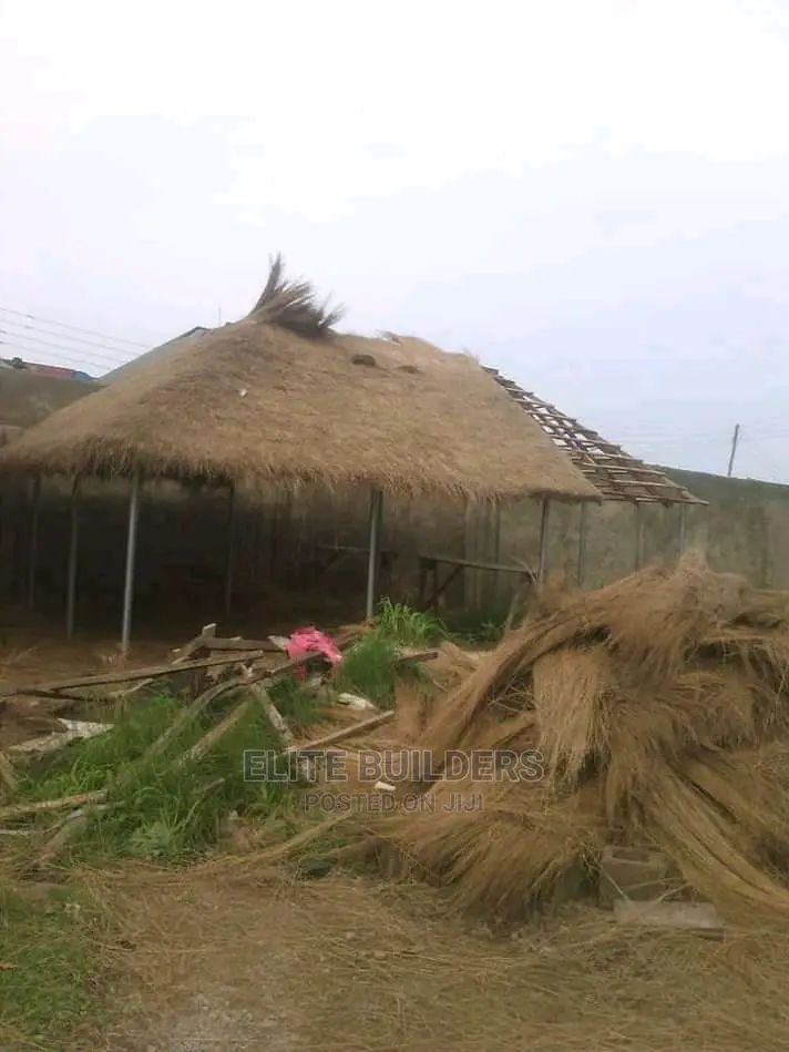 Guarantee Bush Bar Gazebo Hut in Lagos