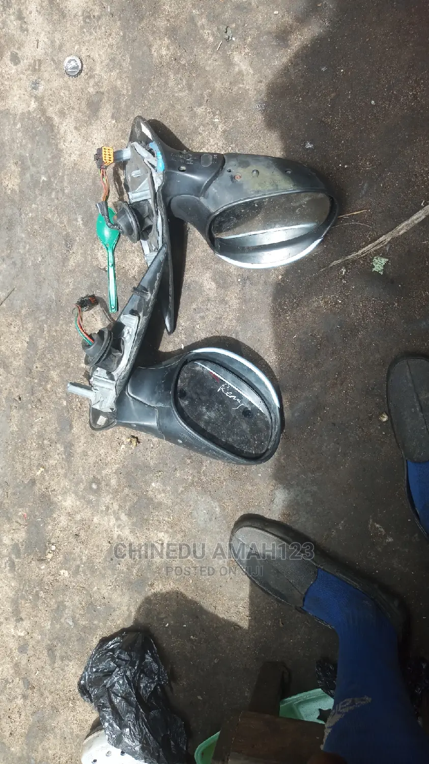 Set of Side Mero for Peugeot 206