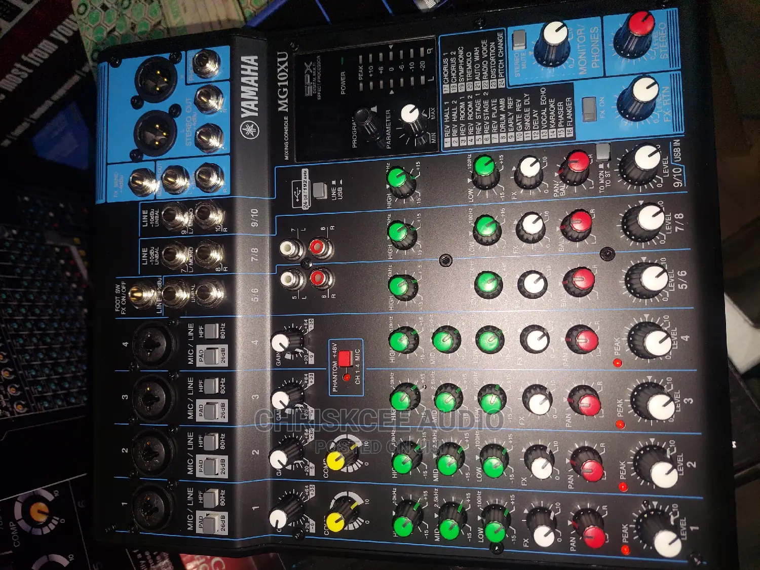 Yamaha MG10XU 10-Input Mixer
