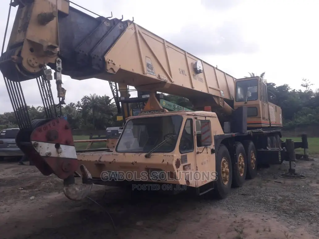80 Tons Mobile Crane