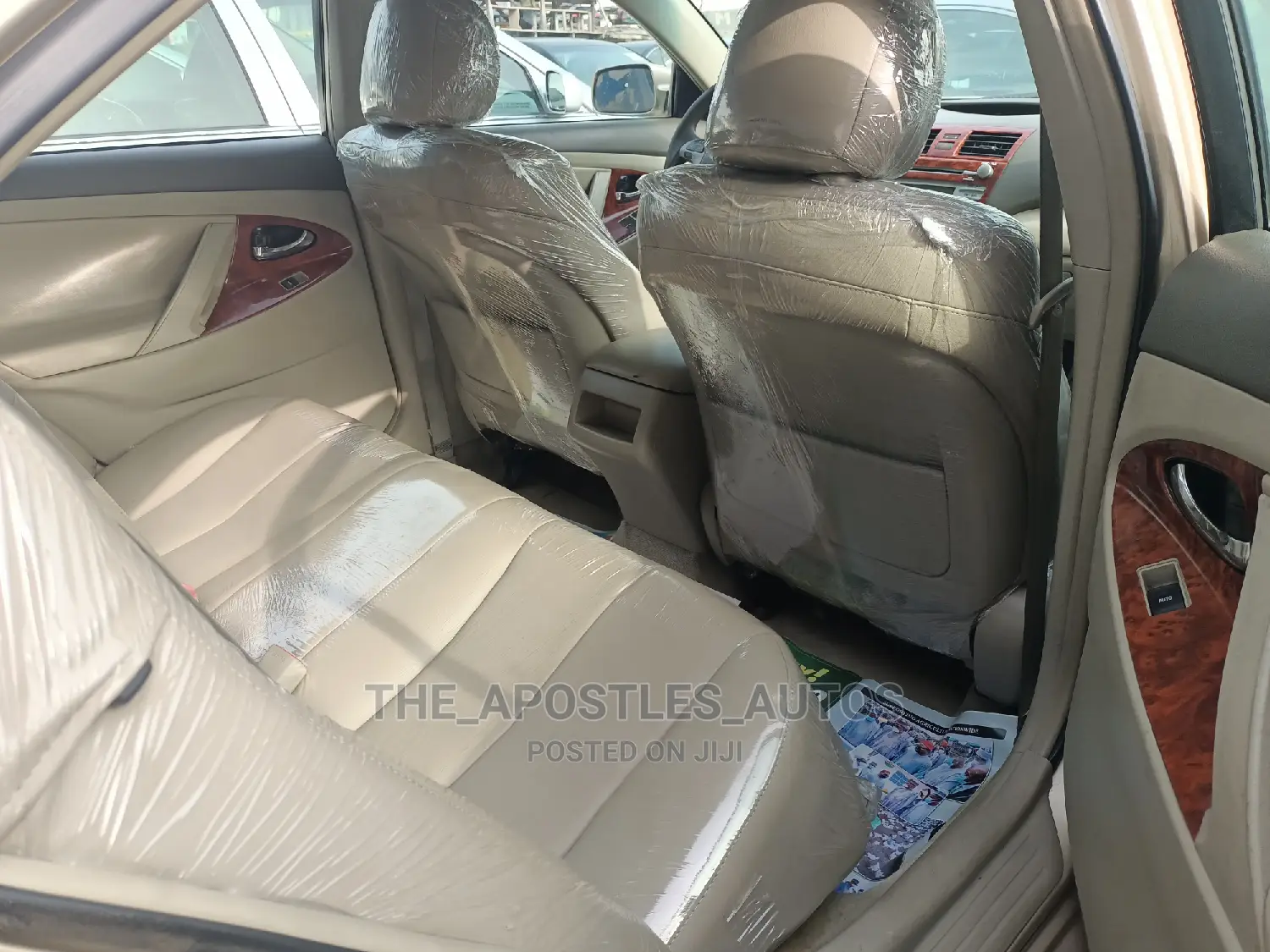 Toyota Camry 2011 Gold