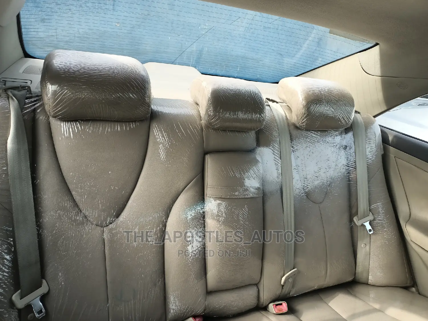 Toyota Camry 2011 Gold