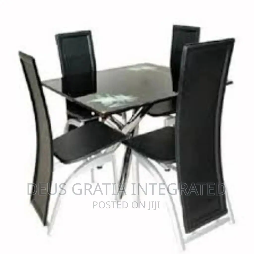 Dinning Table With 4 Chairs
