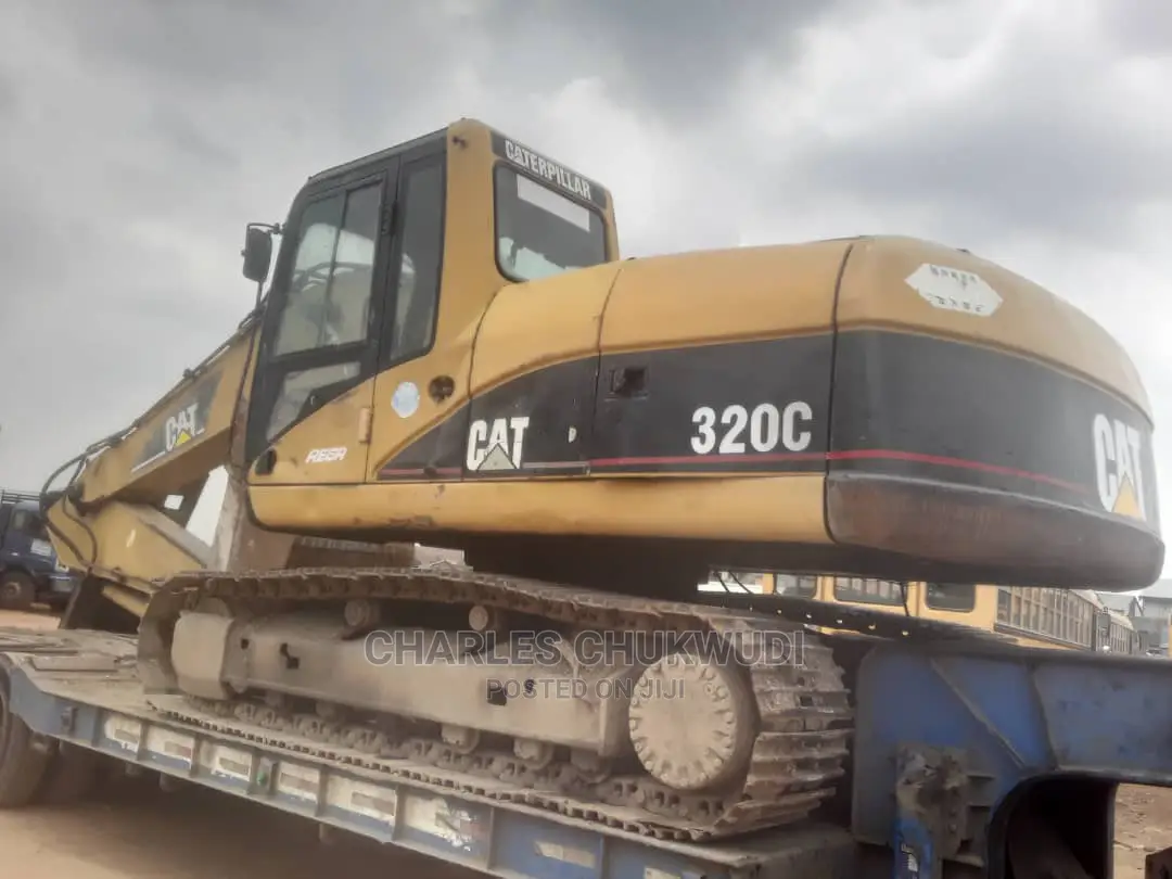 320c Excavator Tokunbo