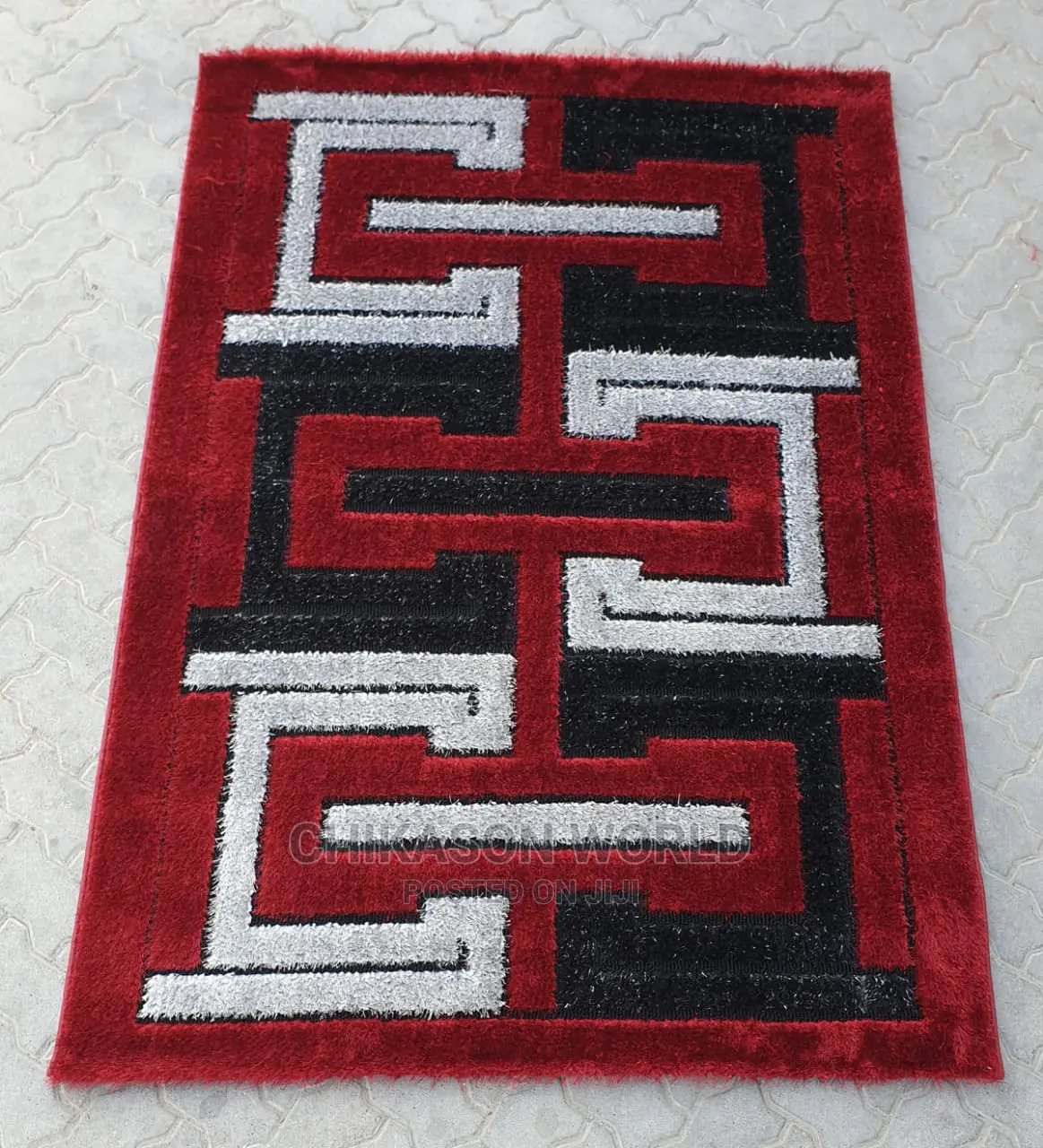 Luxury Living Room Designed Super Soft Royal Center Rug.
