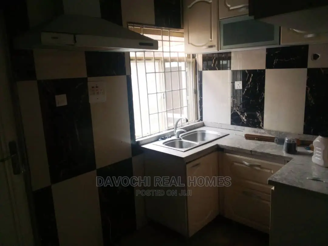 4bdrm House in James Street, Osapa london for rent
