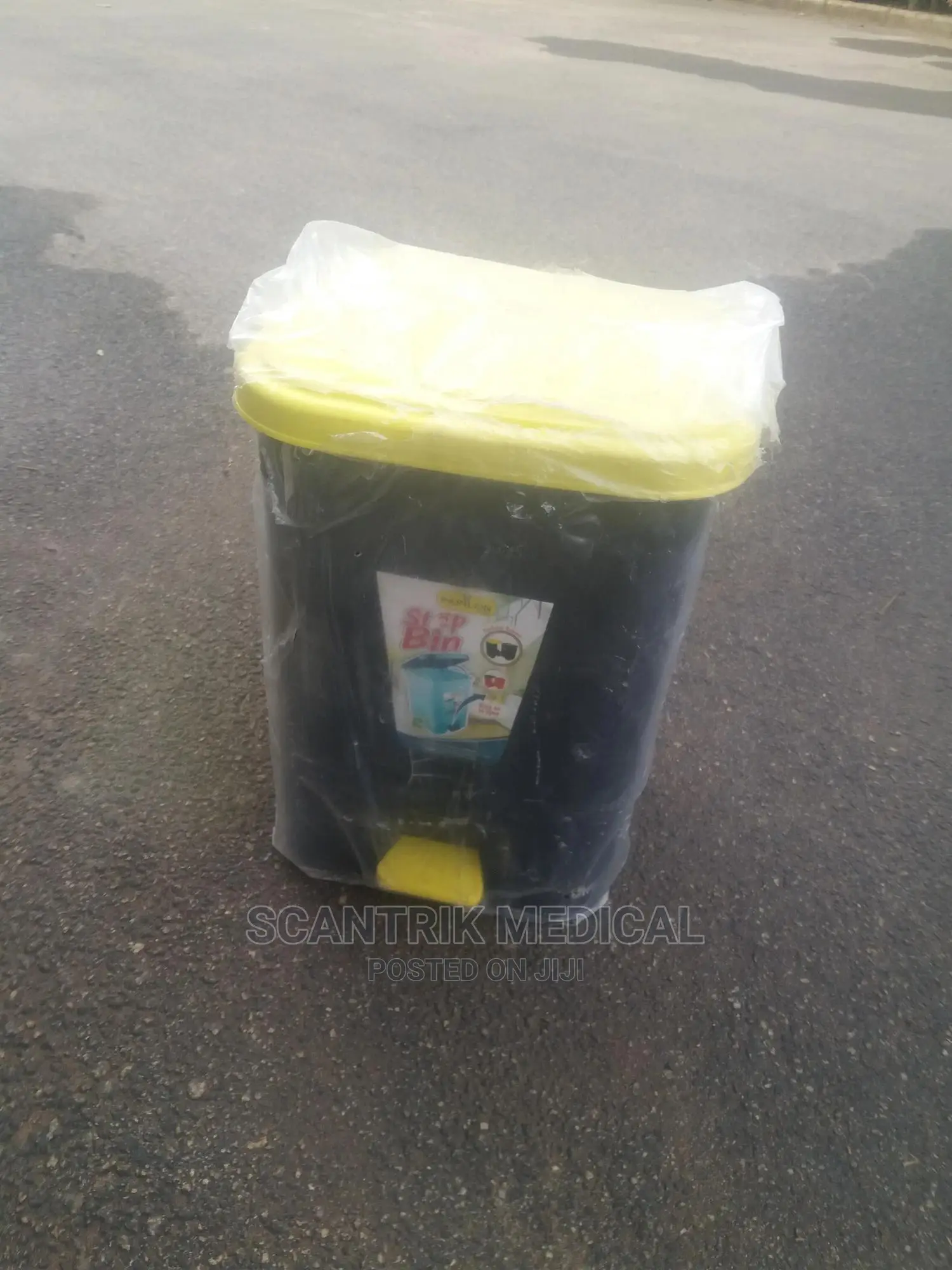 20 Litres Plastic Pedal Bins Waste Bin Trash Can