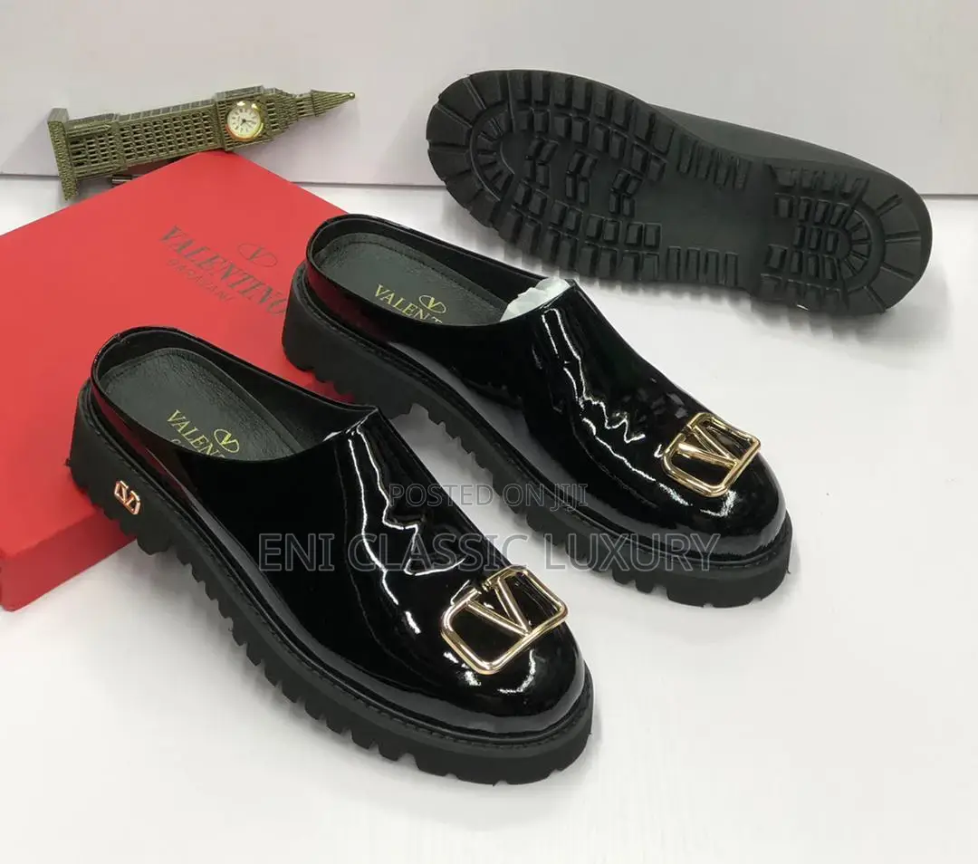 Italian Half Shoes Available for U
