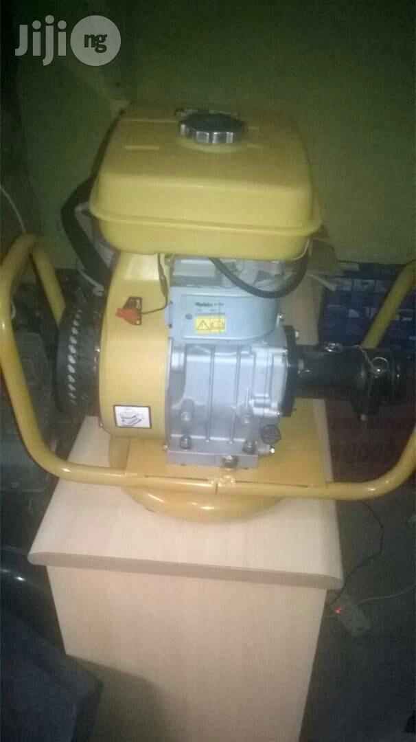 Pocker Machine For Concrete Pillers