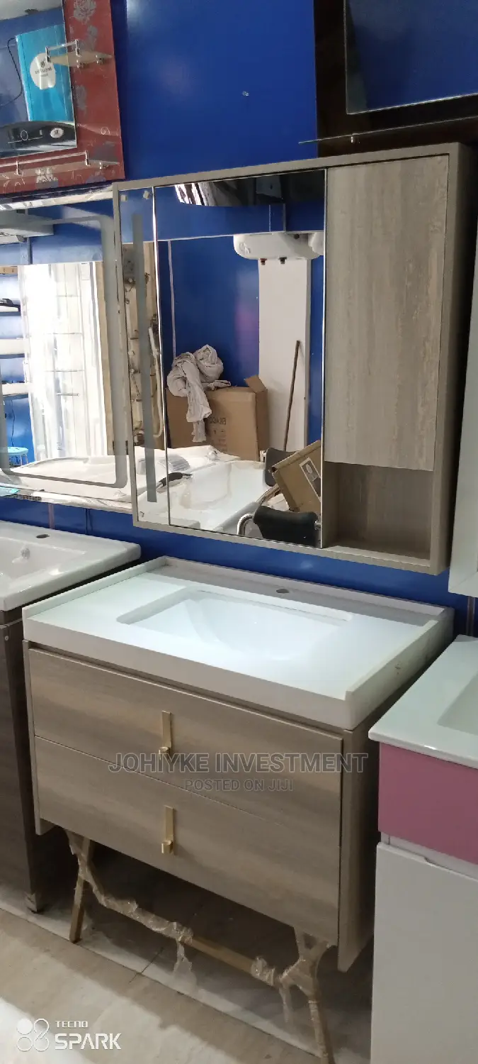 High Quality and Affordable Executive Cabinet Washand Basin