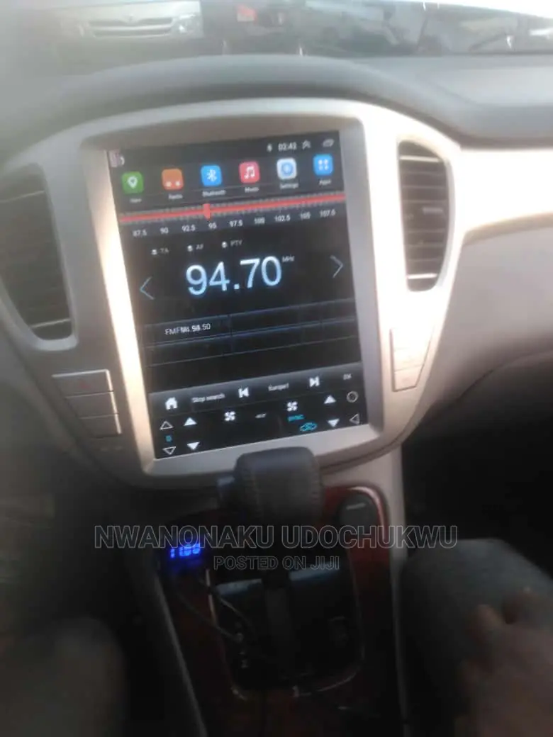 Toyota Highlander Tesla Android DVD