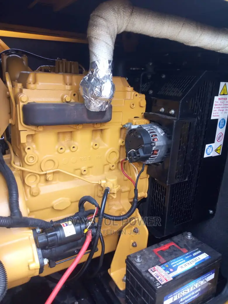 Super Clean 30/33kva Cat Mantrac Soundproof Diesel Generator