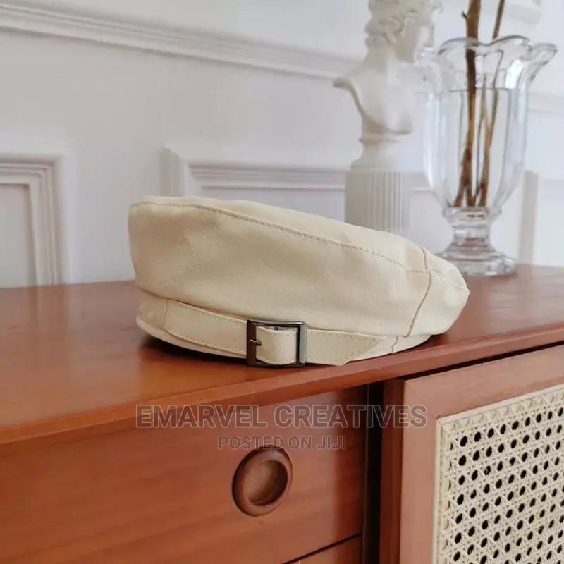 Leather Beret Fashion Retro Iron Buckle Painter Cap Wild