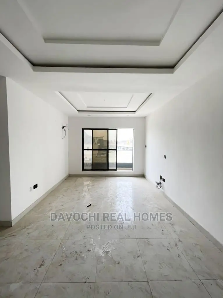 2bdrm Block of Flats in Ologolo Estate for sale