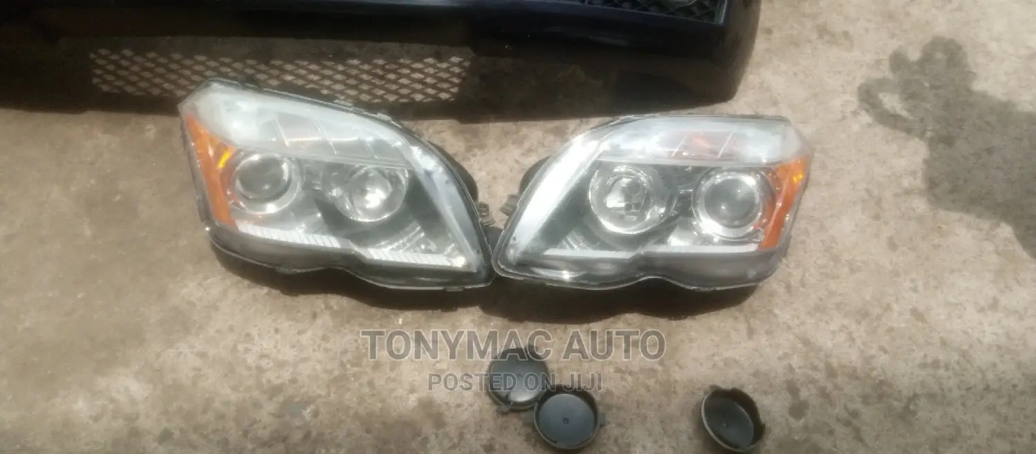 Mercedes Benz GLK 2008,2010,2011 Headlights