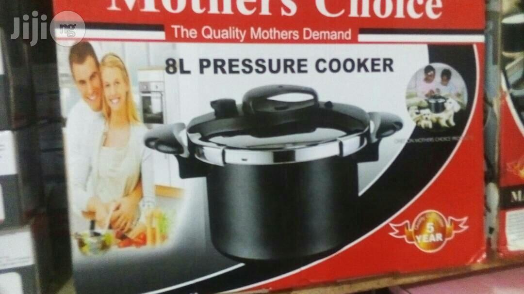 USA Pressure Cooker 8L/6L.