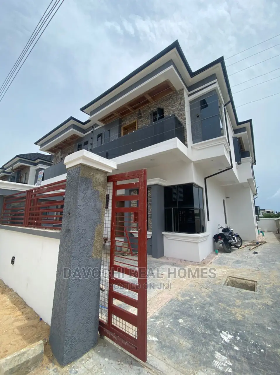 4bdrm Duplex in Lekki Lagos, Chevron for sale