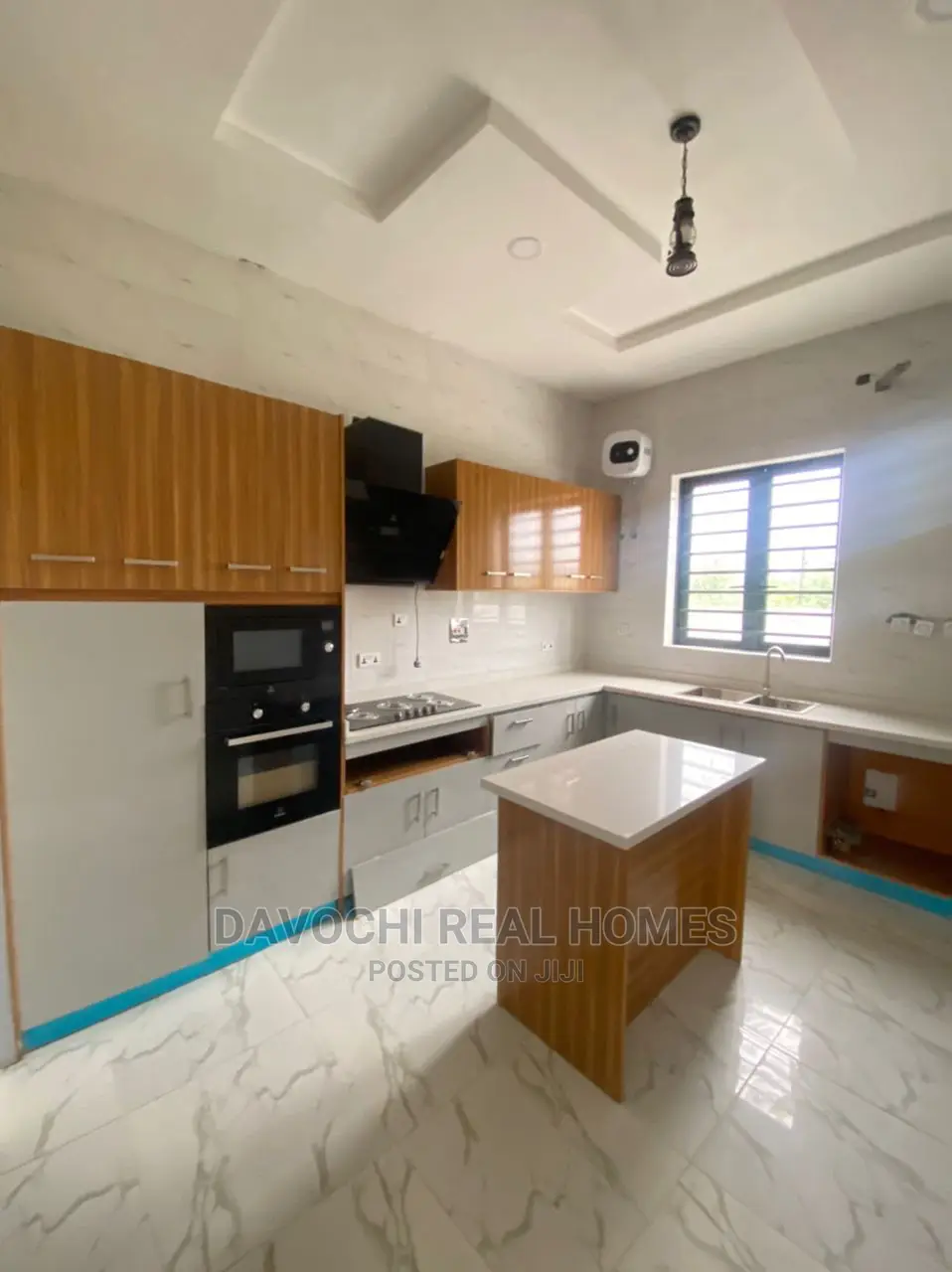 4bdrm Duplex in Lekki Lagos, Chevron for sale