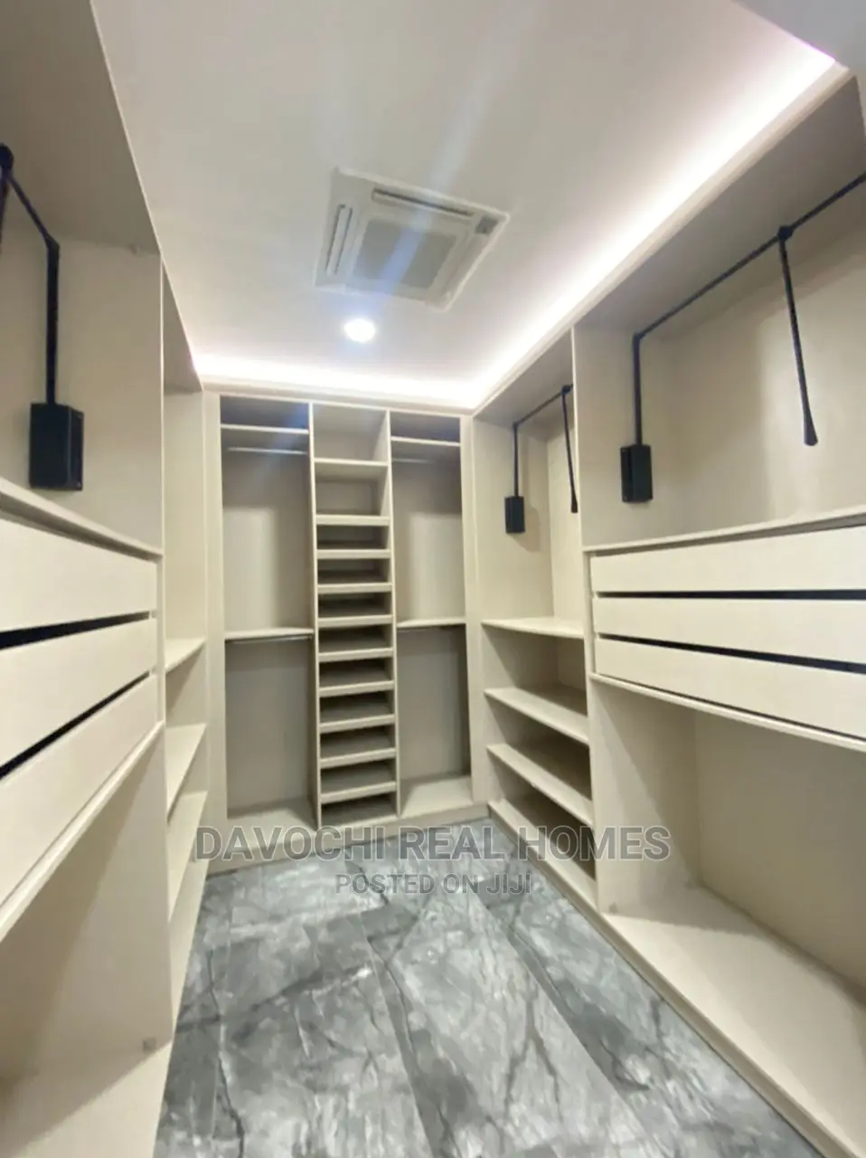 5bdrm Duplex in Ikate for Sale