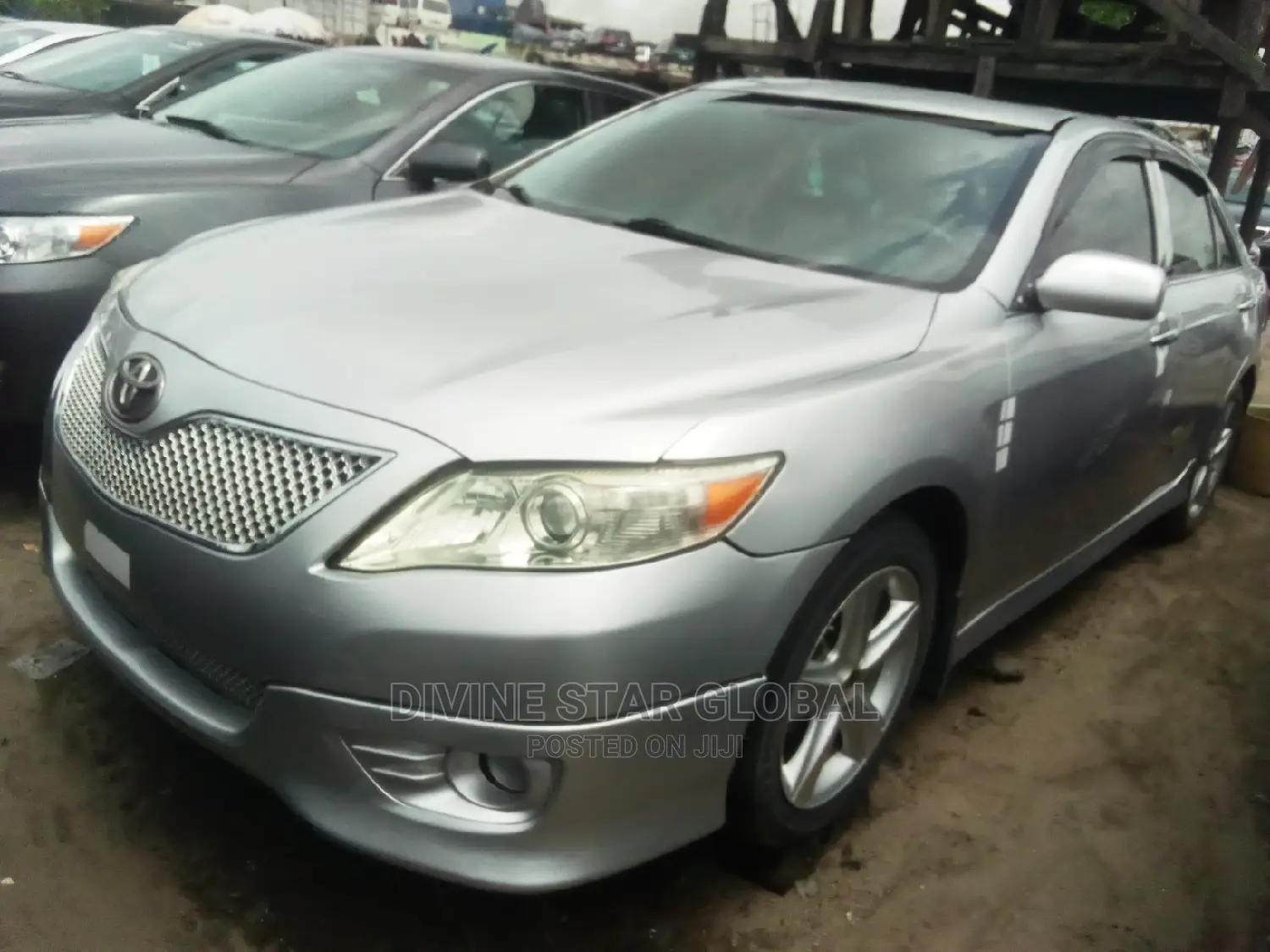 Toyota Camry 2010 Silver