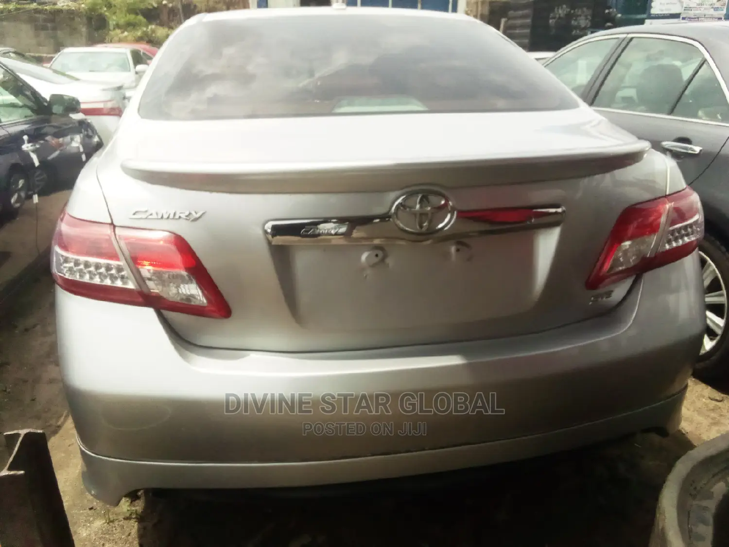 Toyota Camry 2010 Silver