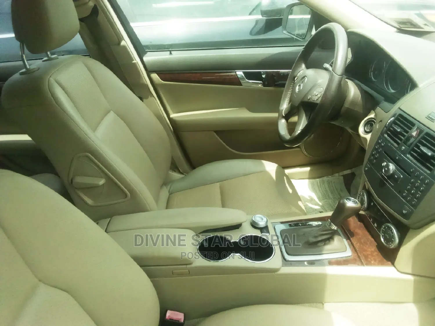 Mercedes-Benz C300 2010 White