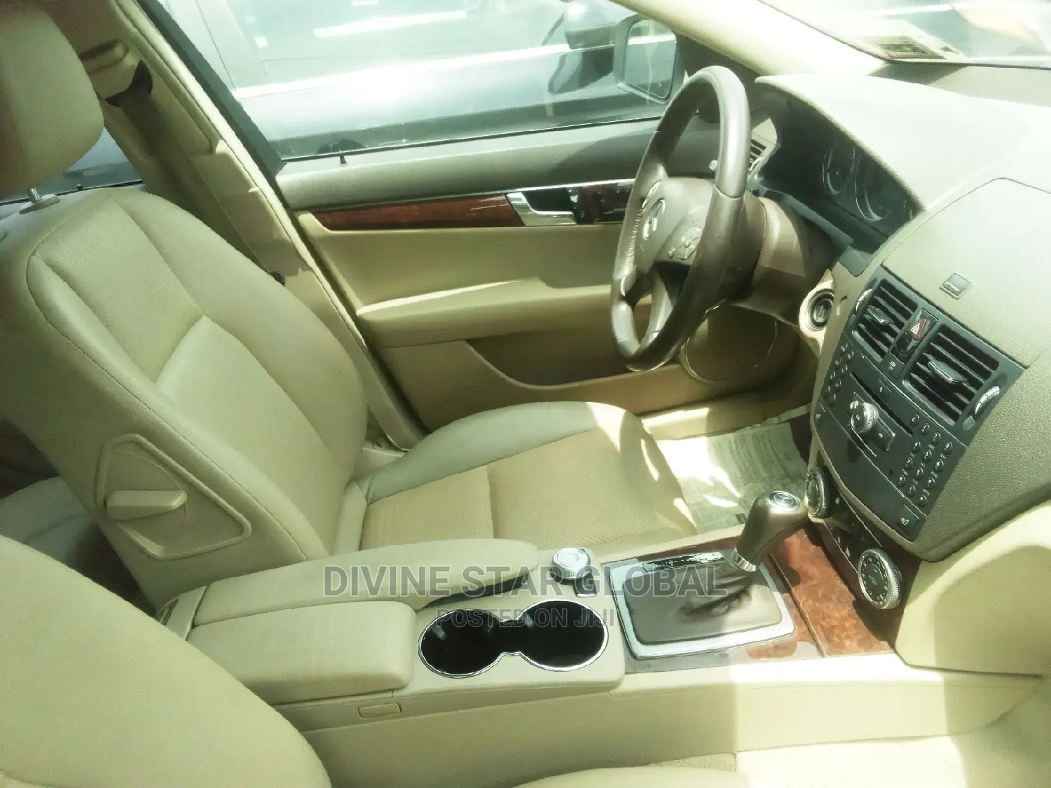 Mercedes-Benz C300 2010 White