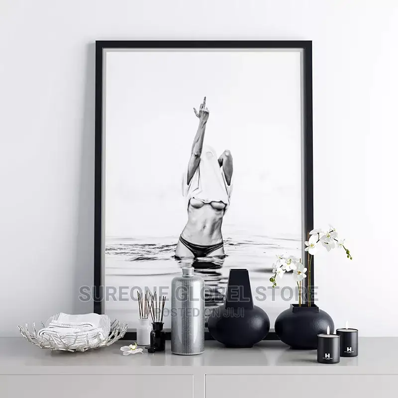 Modern Fashion Black White Artwork Sexy Middle Finger