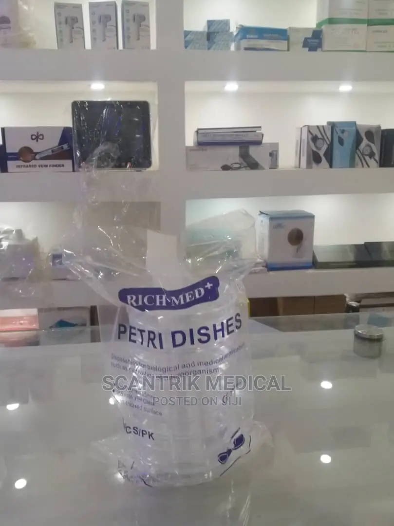 Top Grade Laboratory Petri Dish