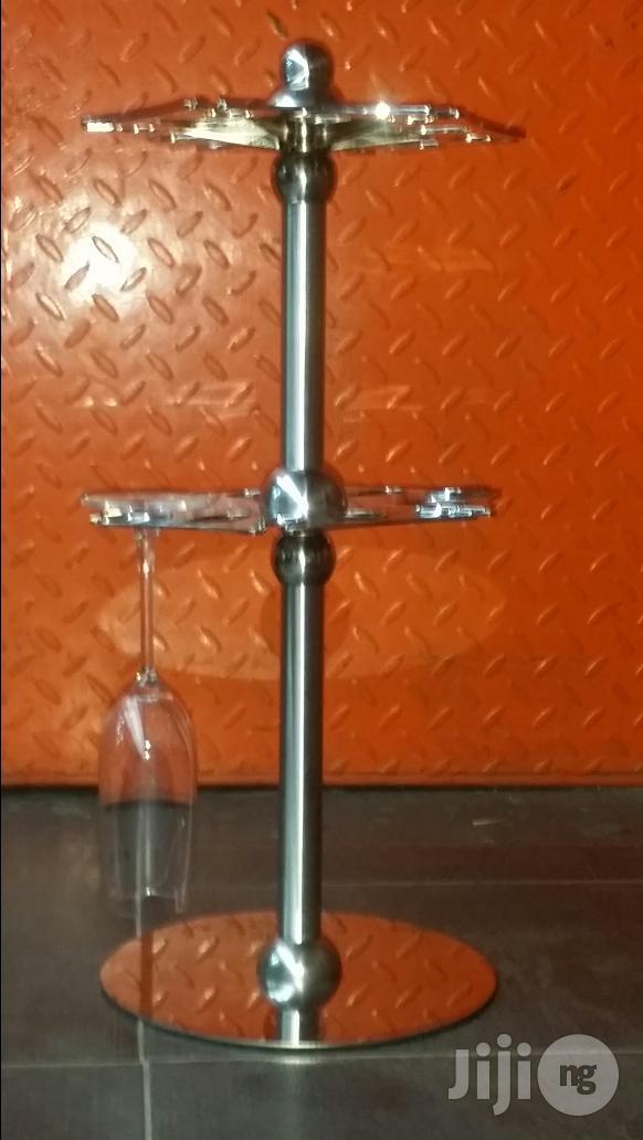 Stainless Still Roleable Stand For Glass Ware