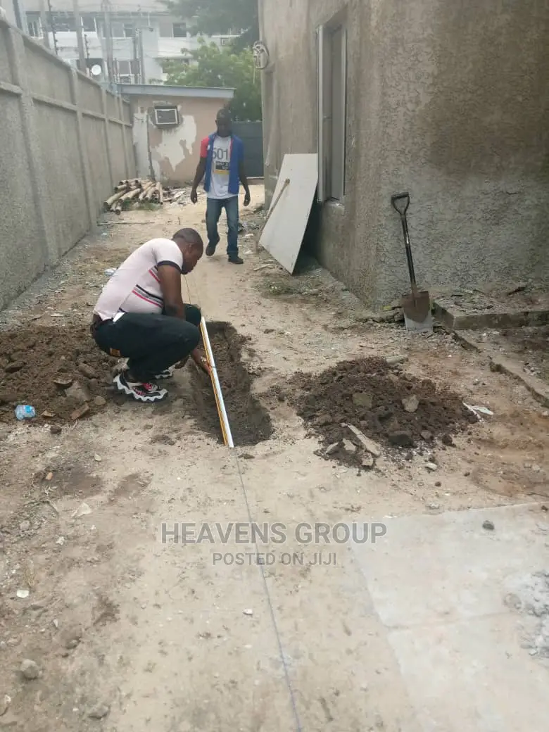 Installation of Interlocking Paving Stones, Facing Bricks