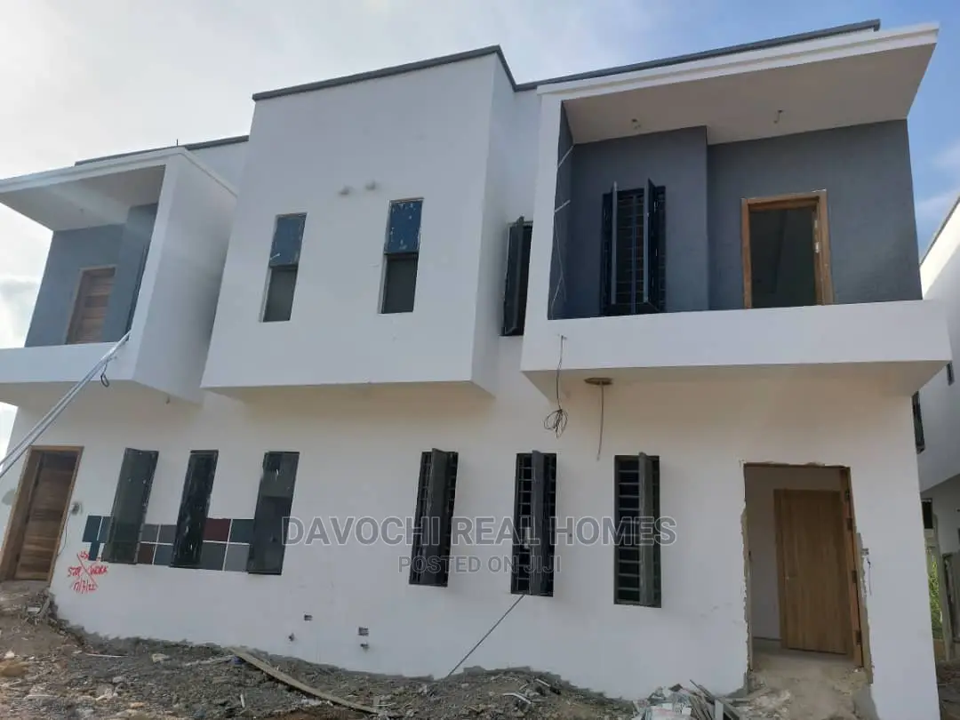 4bdrm Duplex in Lekki Toll Gate for Sale