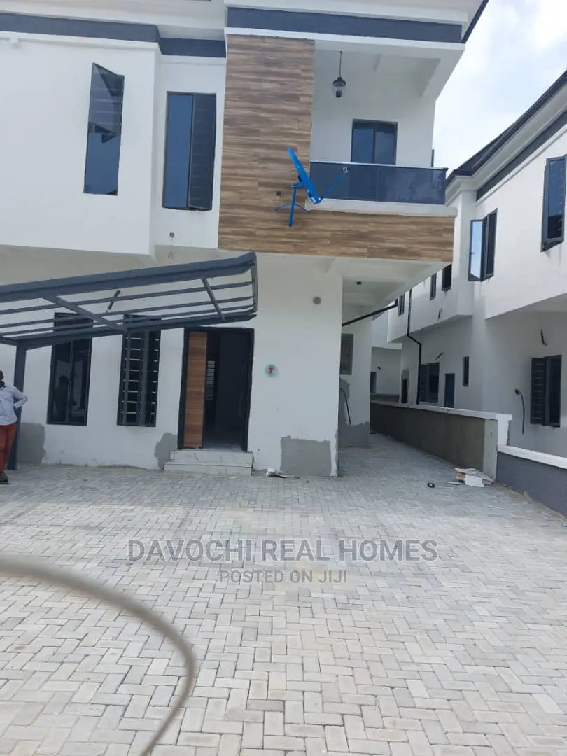 4bdrm Duplex in Lekki Toll Gate for Sale