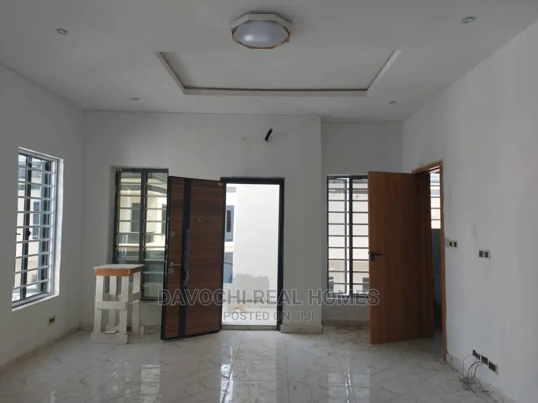 4bdrm Duplex in Lekki Toll Gate for Sale