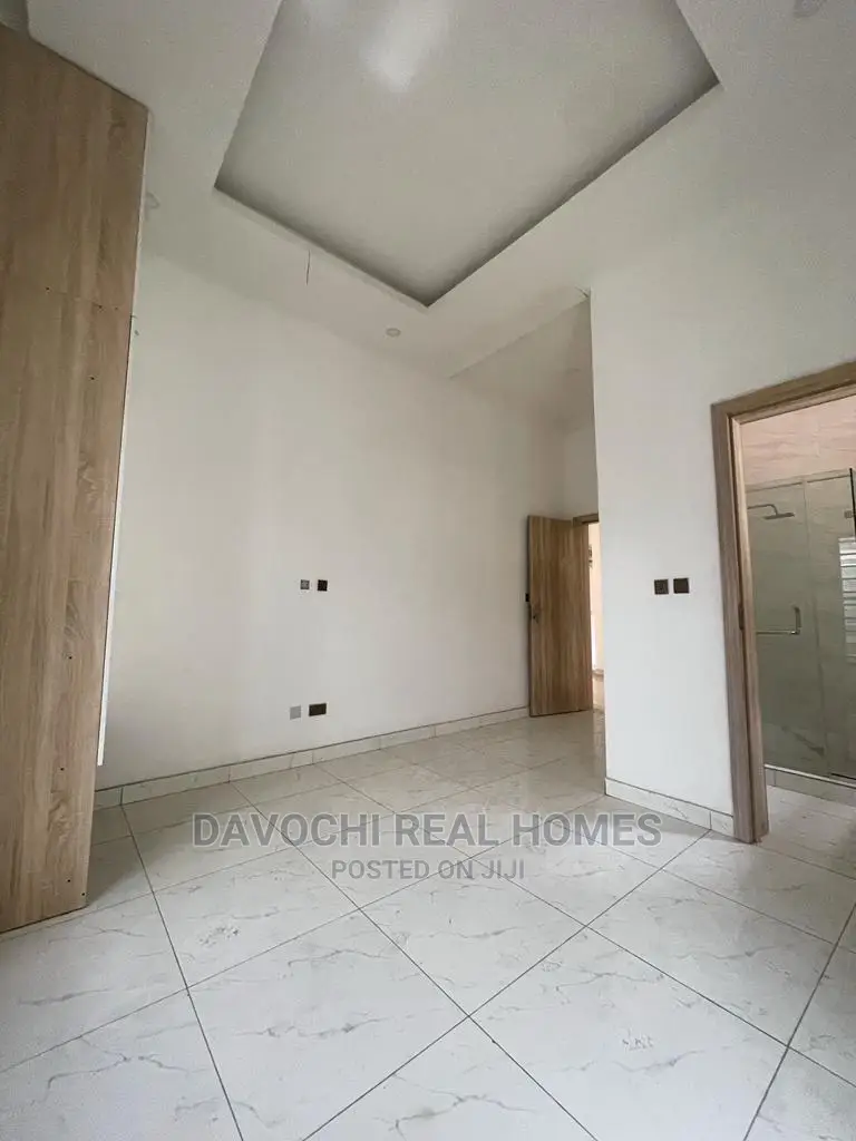 5bdrm Duplex in Chevron, Lekki for rent