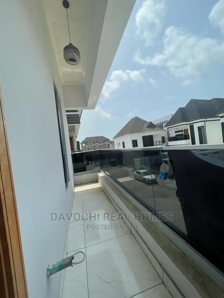 5bdrm Duplex in Chevron, Lekki for rent