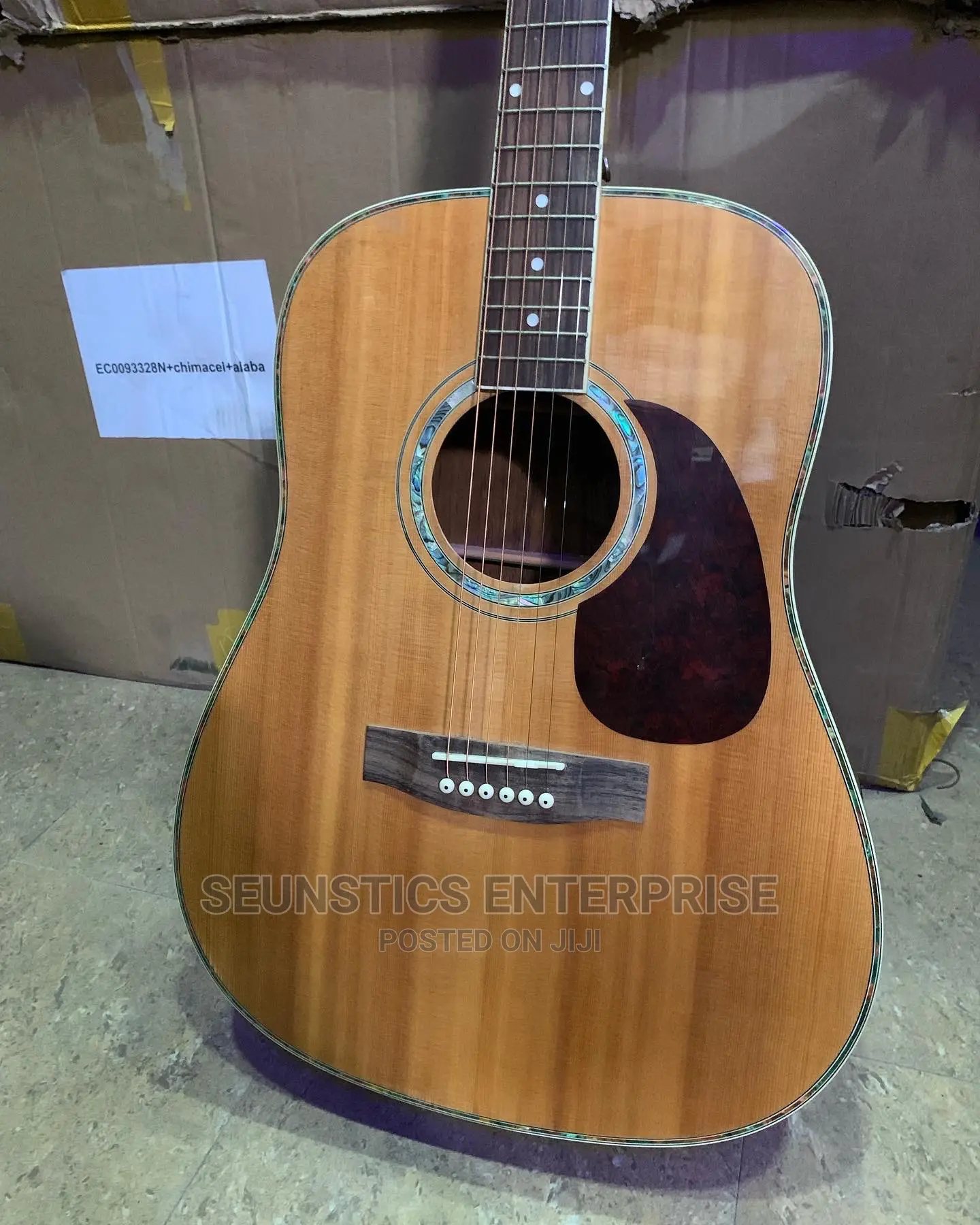 Professional/Quality Acoustic Guitar