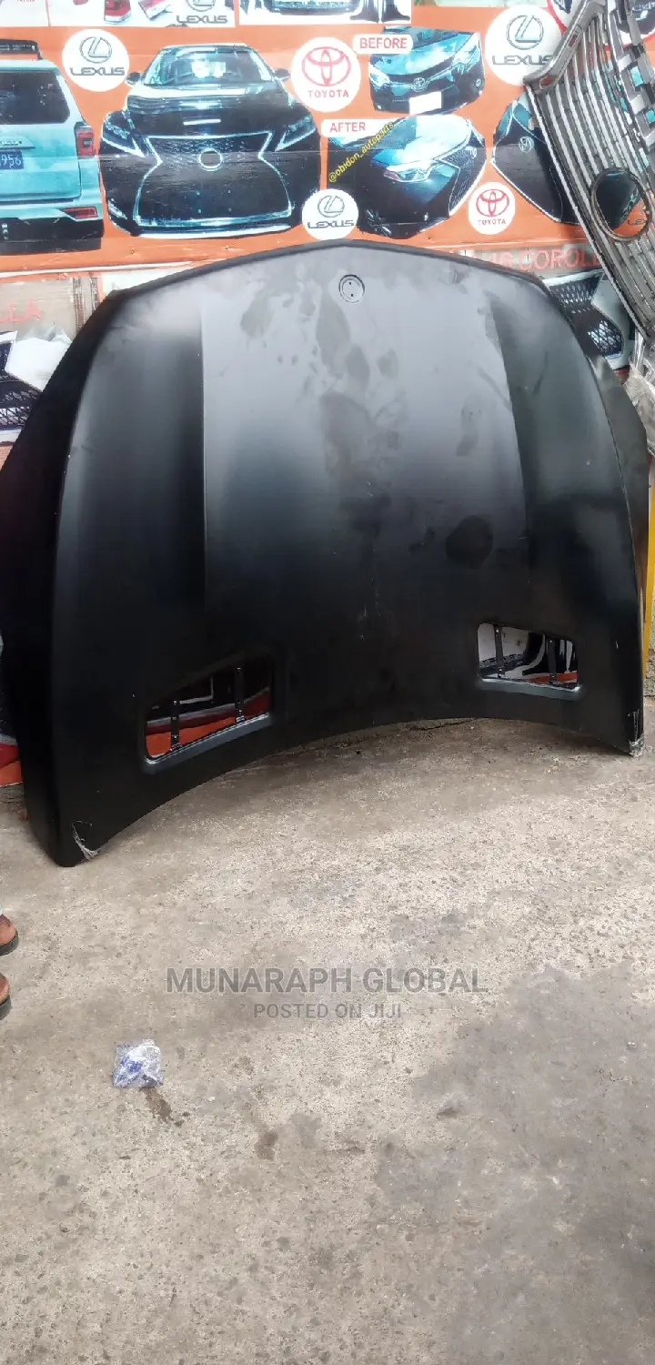 Mercedes Benz GLE 350 Bonnet.